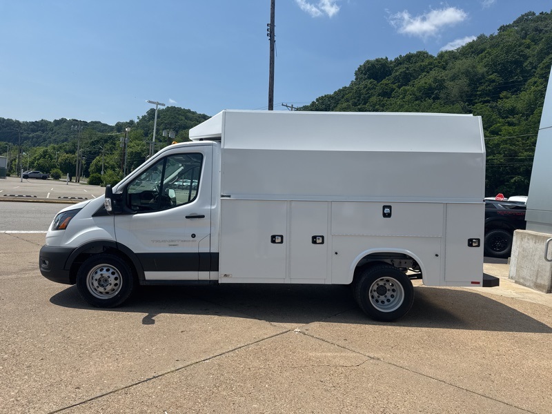 2024 Ford Transit photo 2