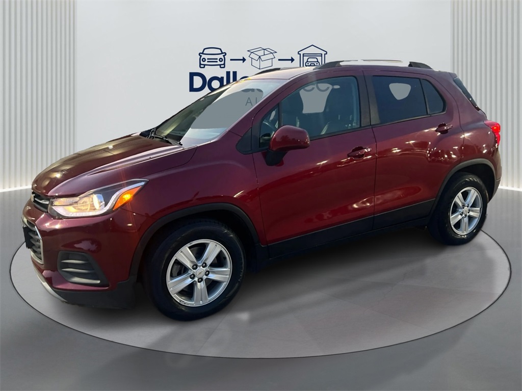 2021 Chevrolet Trax LT photo 2