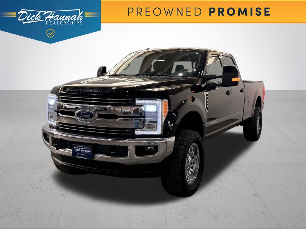 2017 Ford F-350 Super Duty Lariat's photo