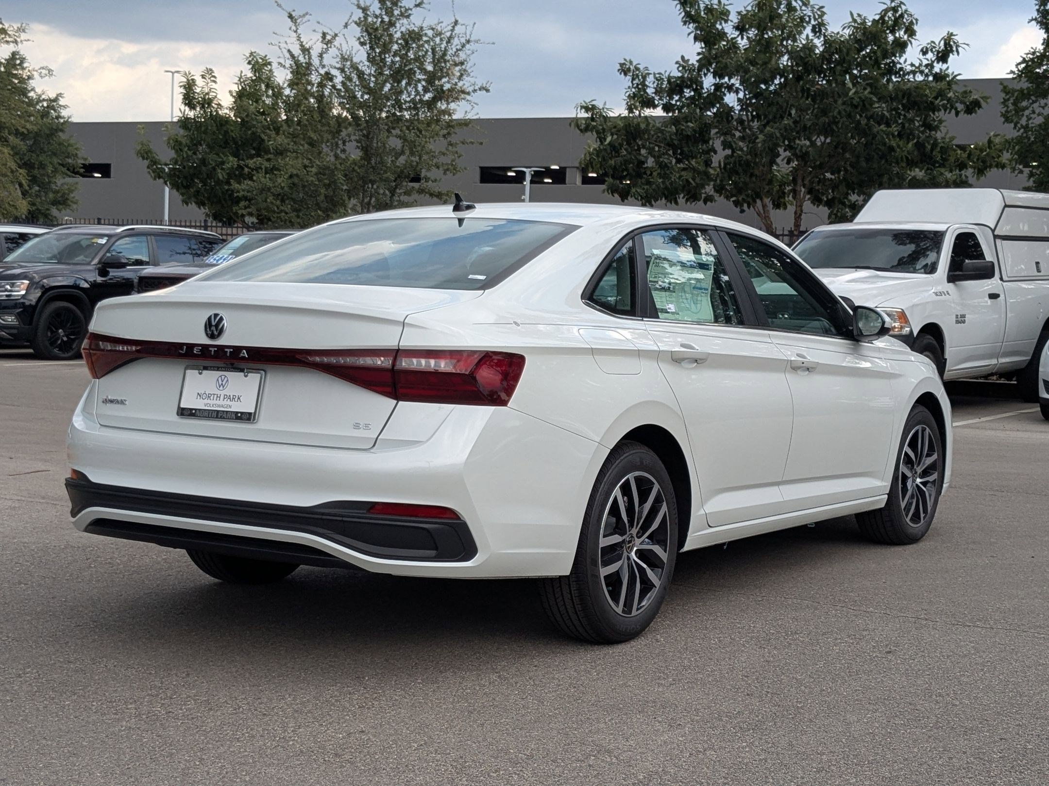 2025 Volkswagen Jetta SE photo 2
