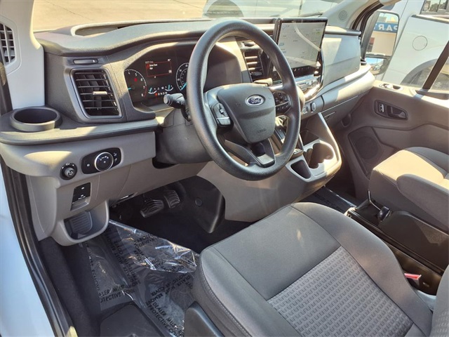 2023 Ford Transit photo 3