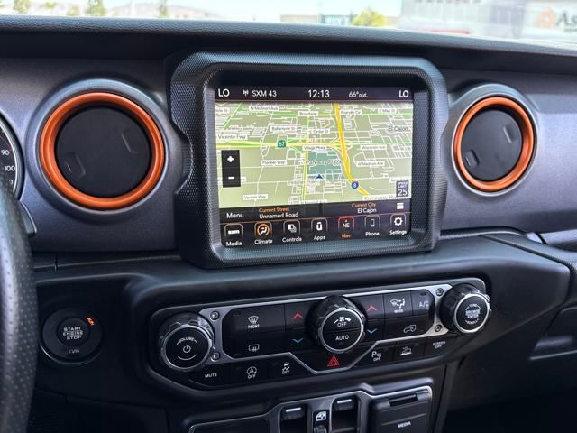 2021 Jeep Gladiator Mojave photo 12