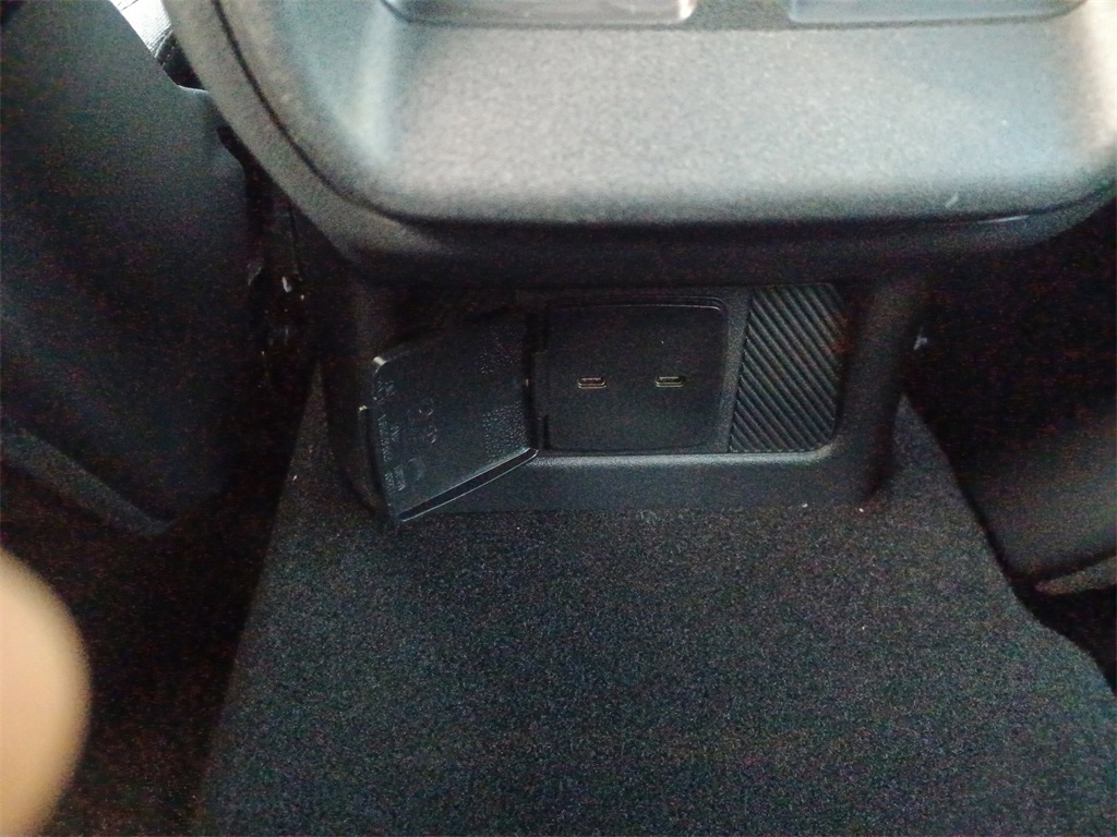 2025 Ford Bronco Base photo 18