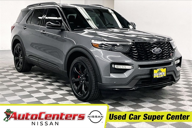 2021 Ford Explorer ST's photo