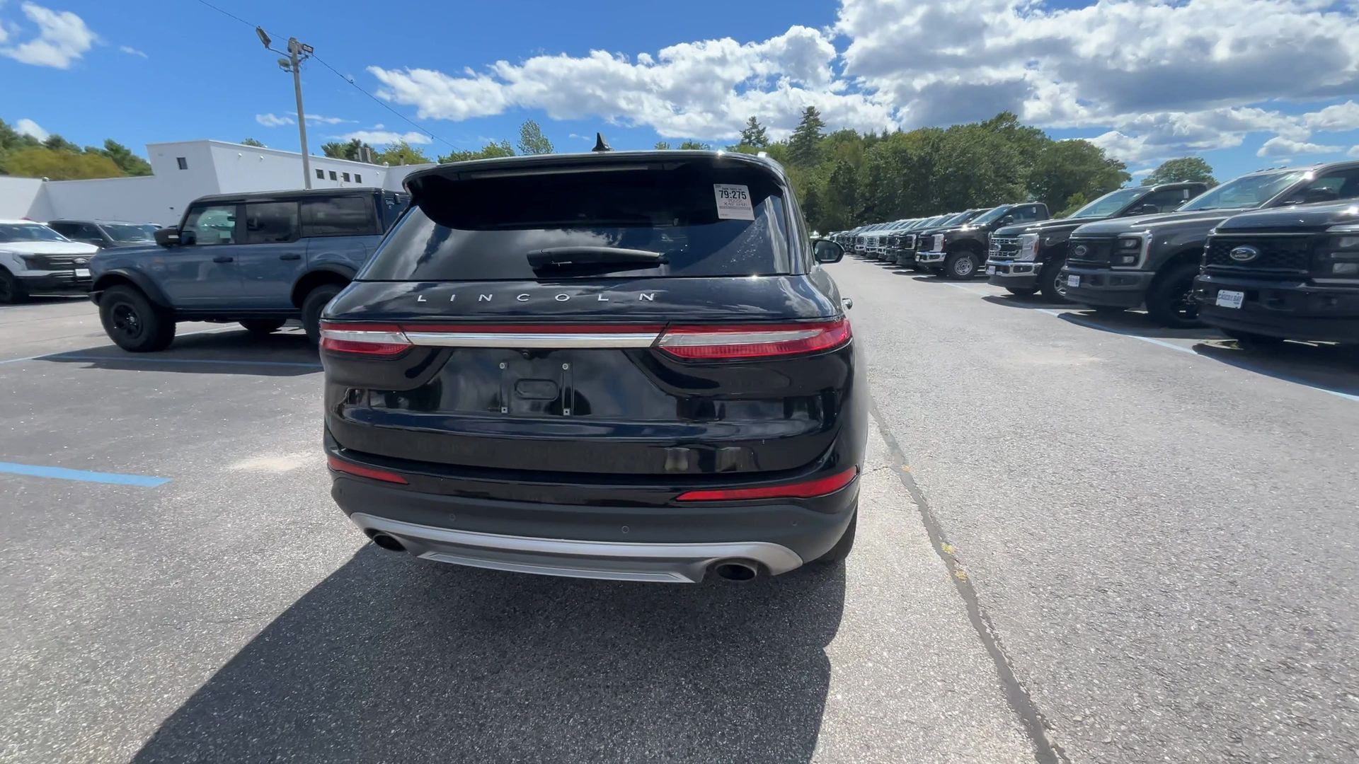 2022 Lincoln Corsair Standard photo 18