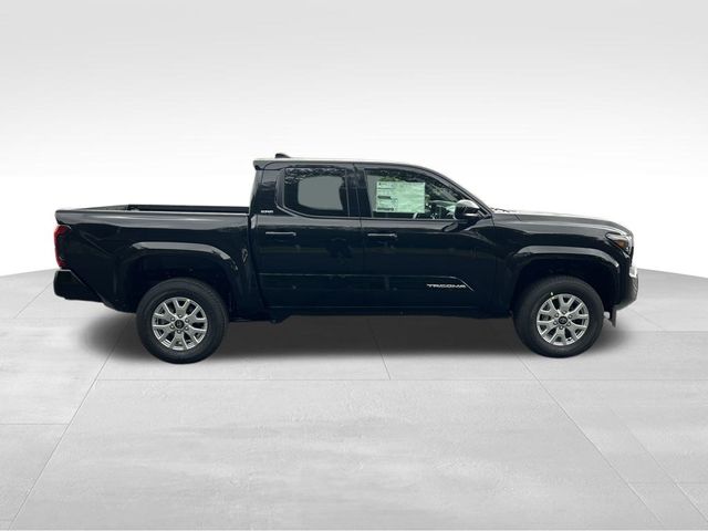 2025 Toyota Tacoma SR5 4x4 Double Cab photo 6