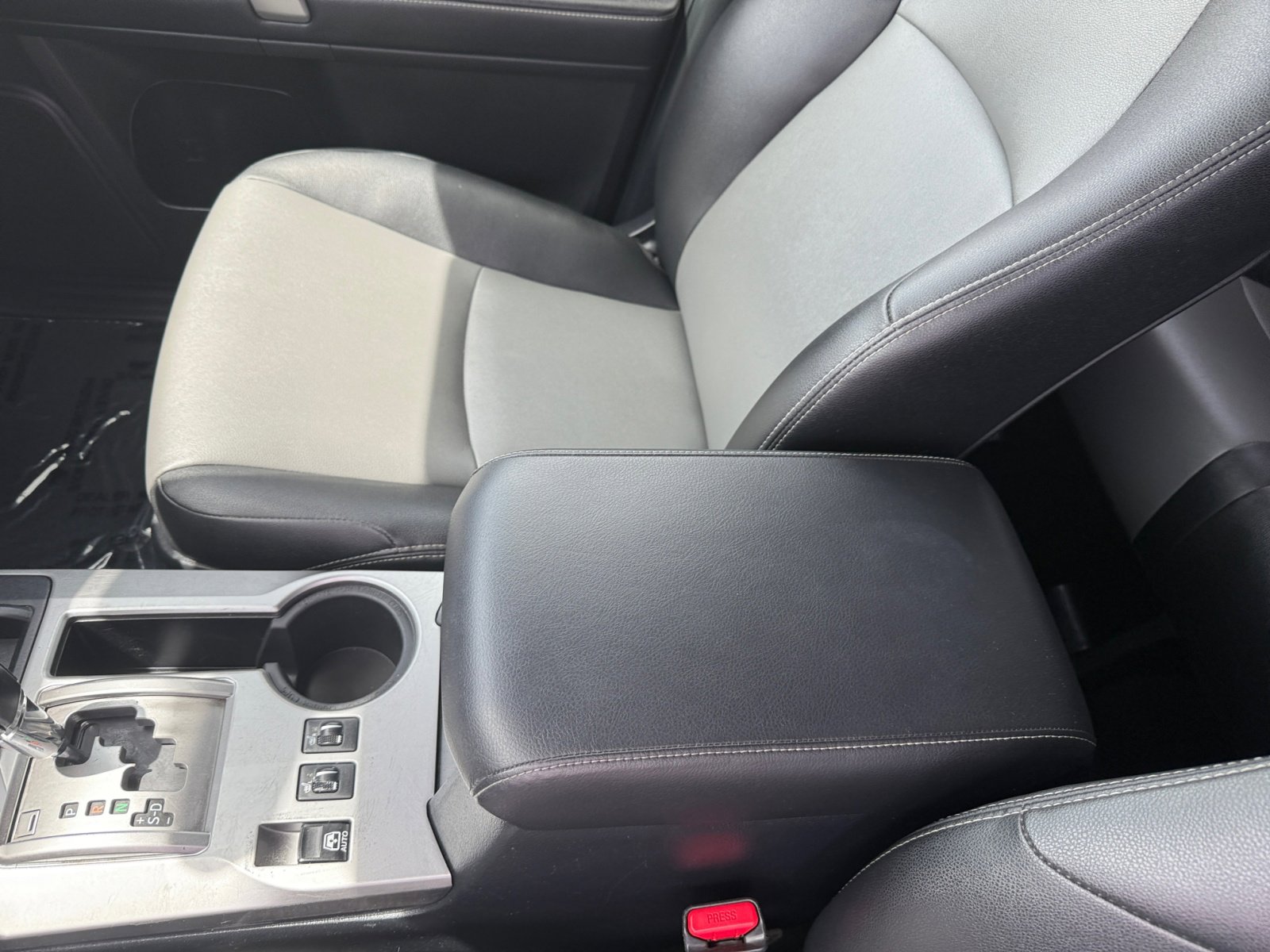 2020 Toyota 4Runner SR5 Premium photo 13