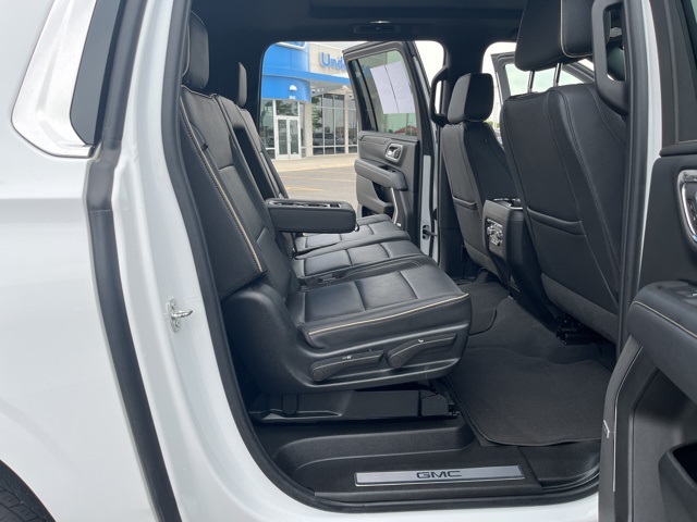 2023 Gmc Yukon XL SLT photo 20