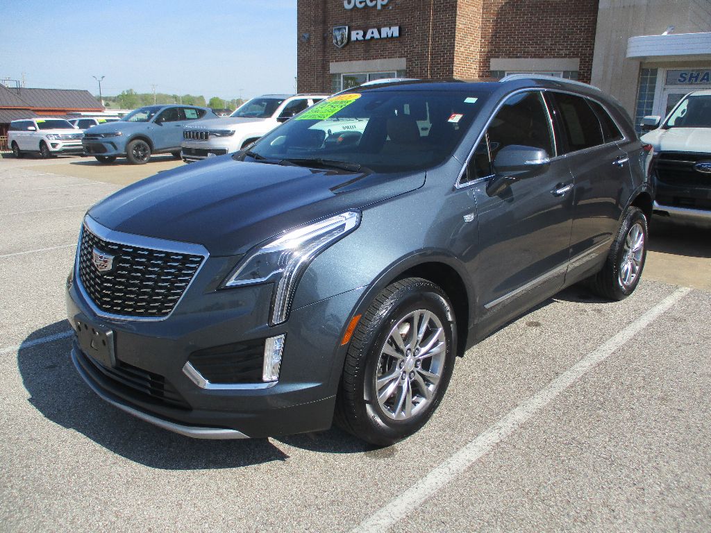2021 Cadillac XT5 Premium Luxury photo 3