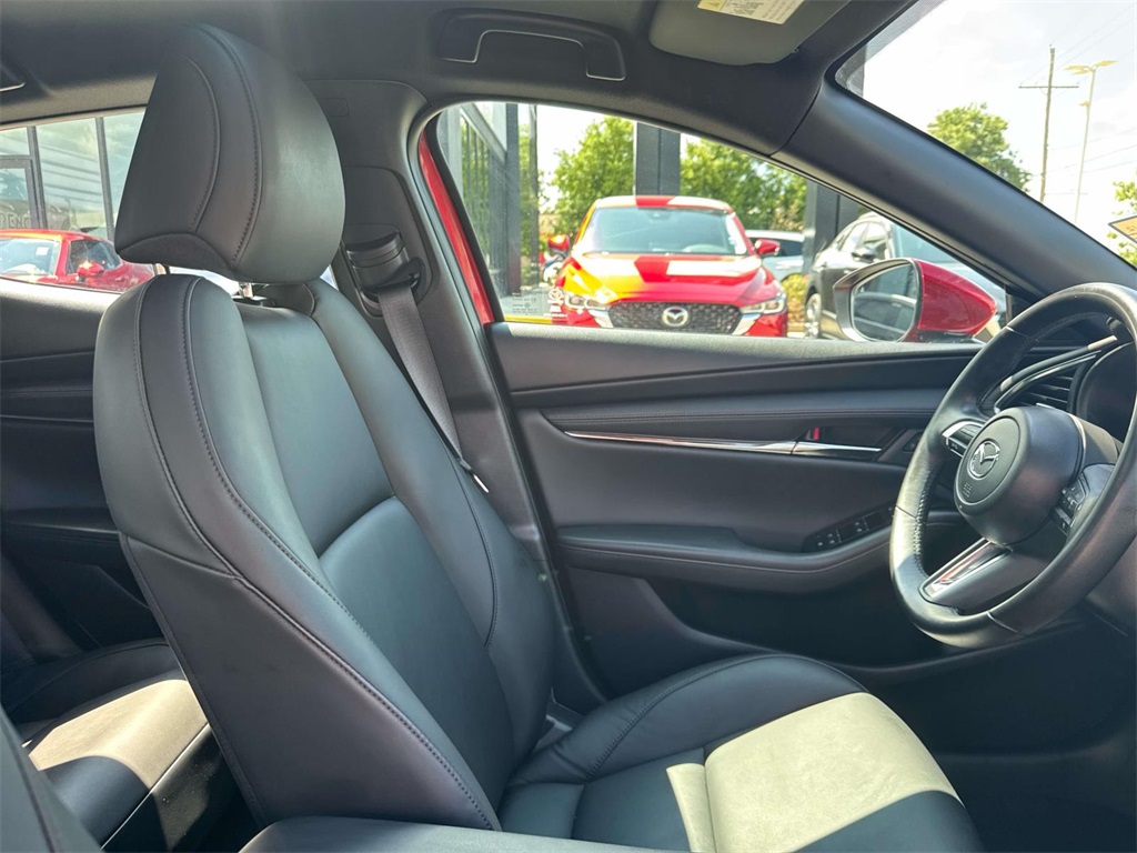 2025 Mazda Mazda3 2.5 s Preferred photo 9