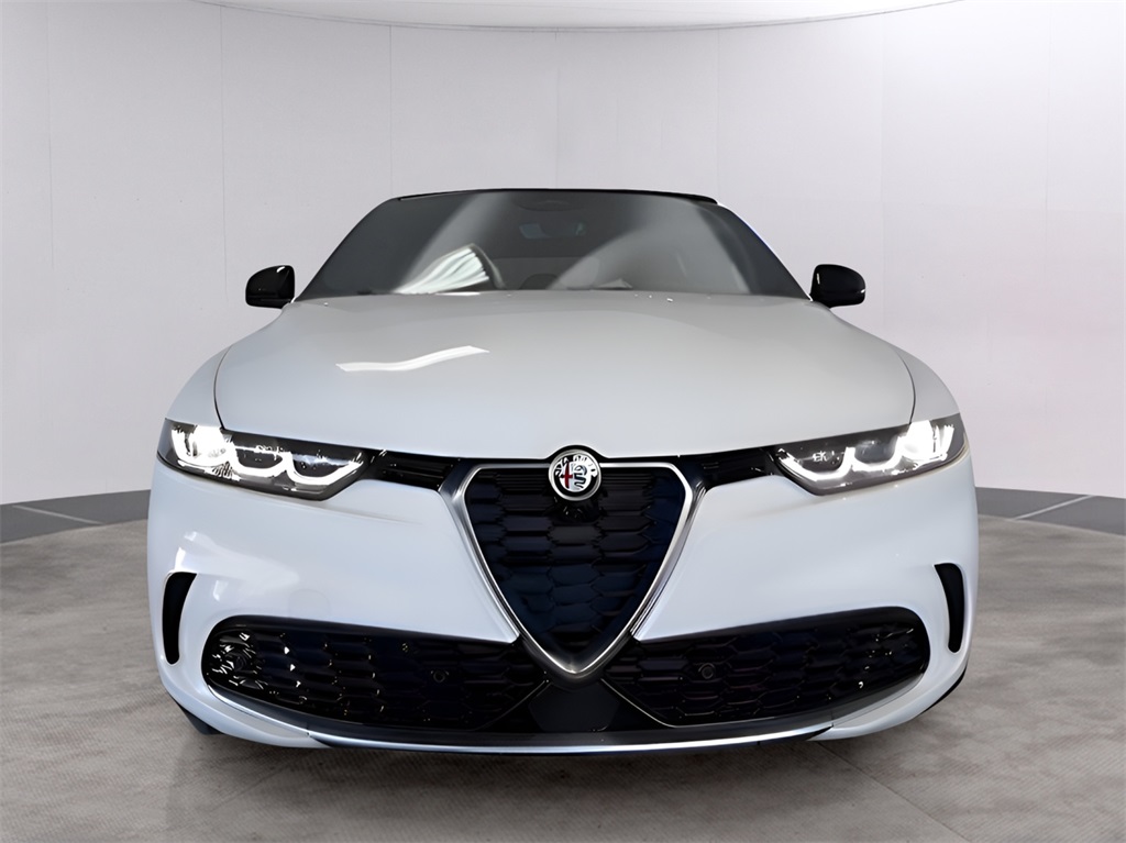 2024 Alfa Romeo Tonale Ti photo 2
