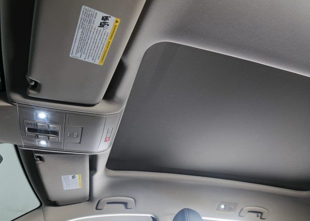 2021 Volkswagen Atlas V6 SEL Premium R-Line photo 26