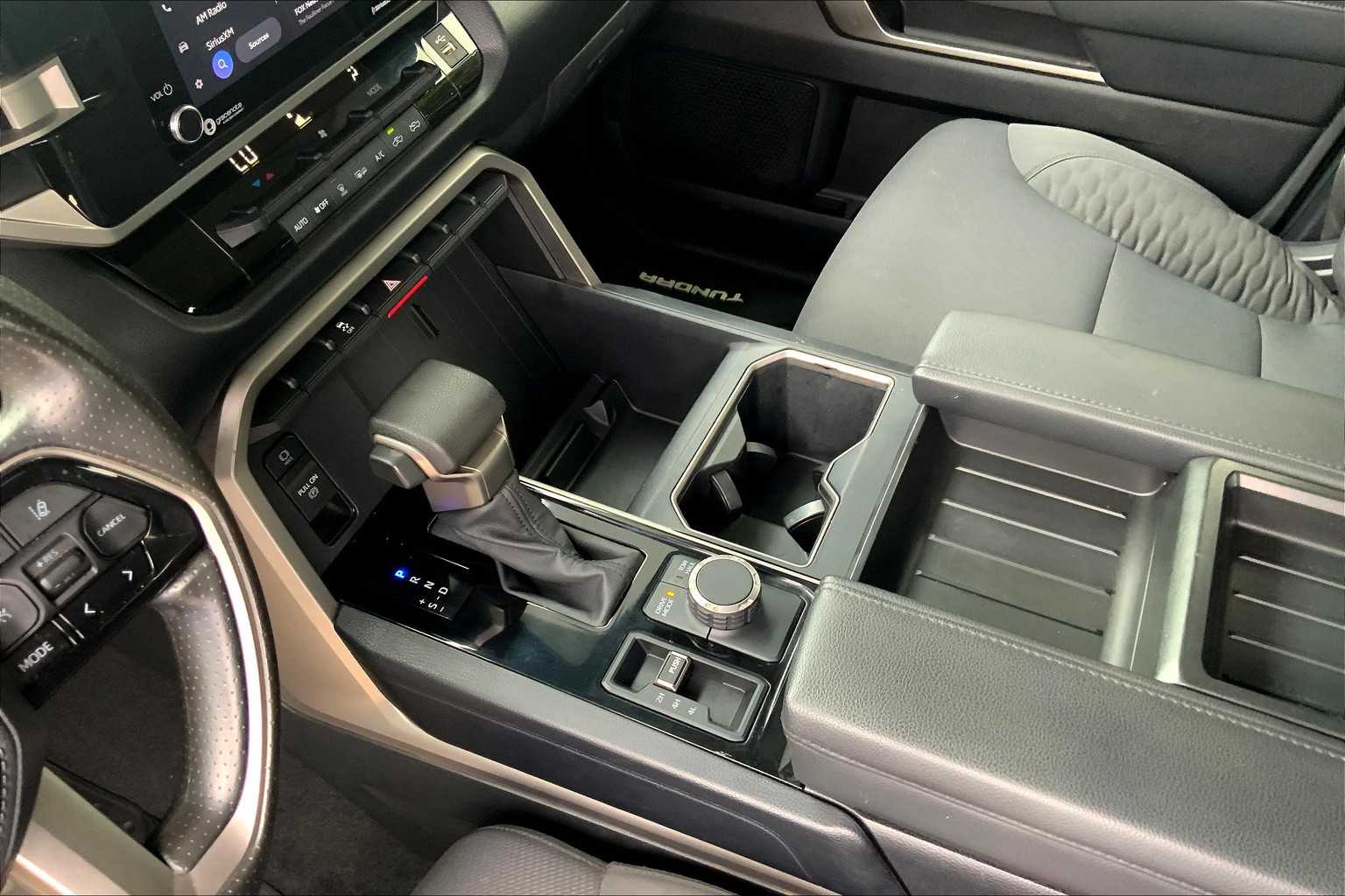 2022 Toyota Tundra SR5 CrewMax photo 14
