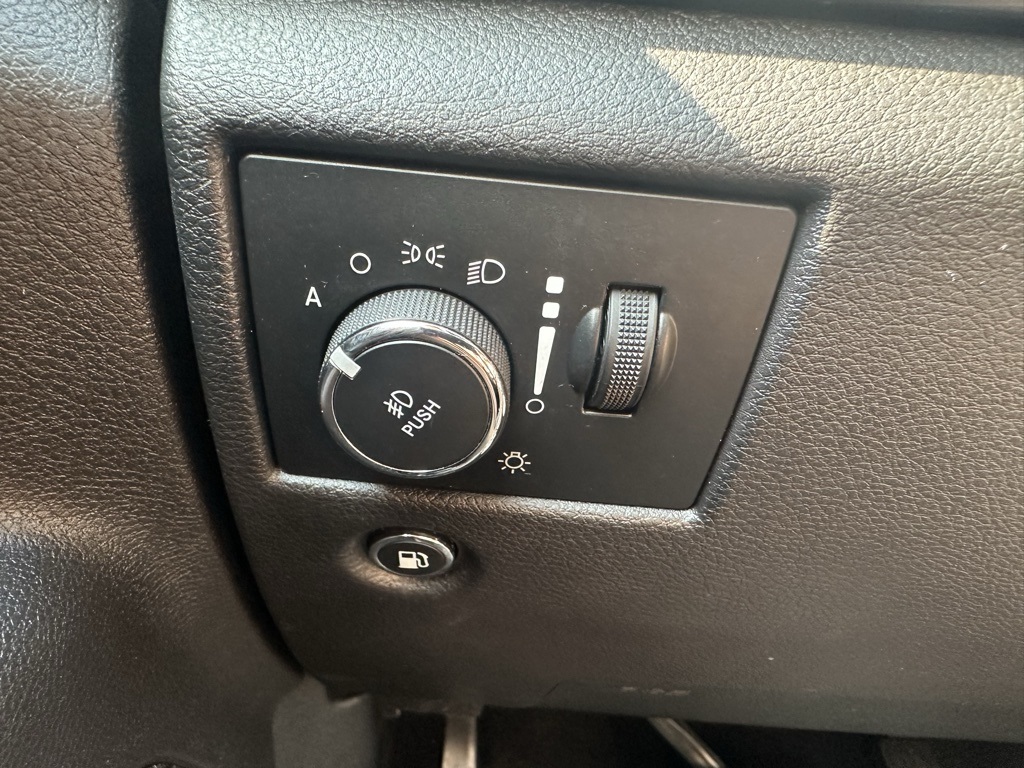 2019 Jeep Grand Cherokee Altitude photo 20