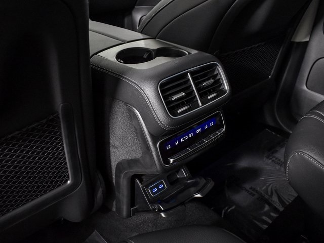 2026 Mercedes Benz GLS 450 4MATIC photo 35