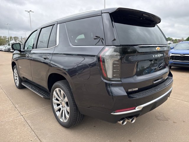 2025 Chevrolet Tahoe Premier photo 3