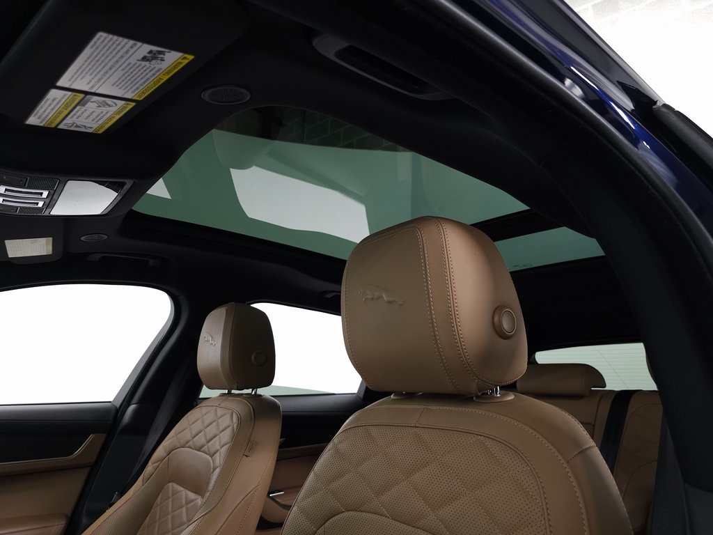 2022 JAGUAR F-PACE - Image 18