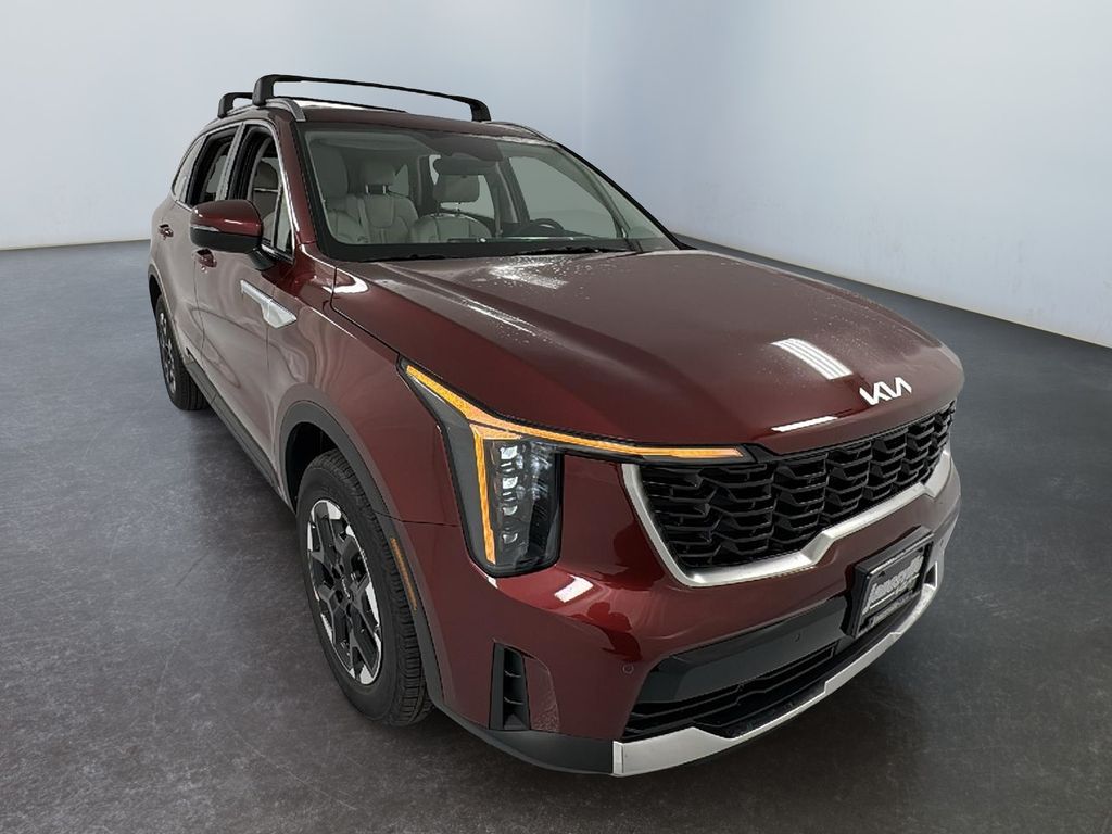 2025 Kia Sorento S's photo