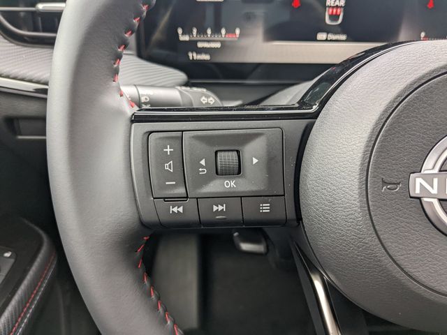 2025 Nissan Kicks SR photo 19