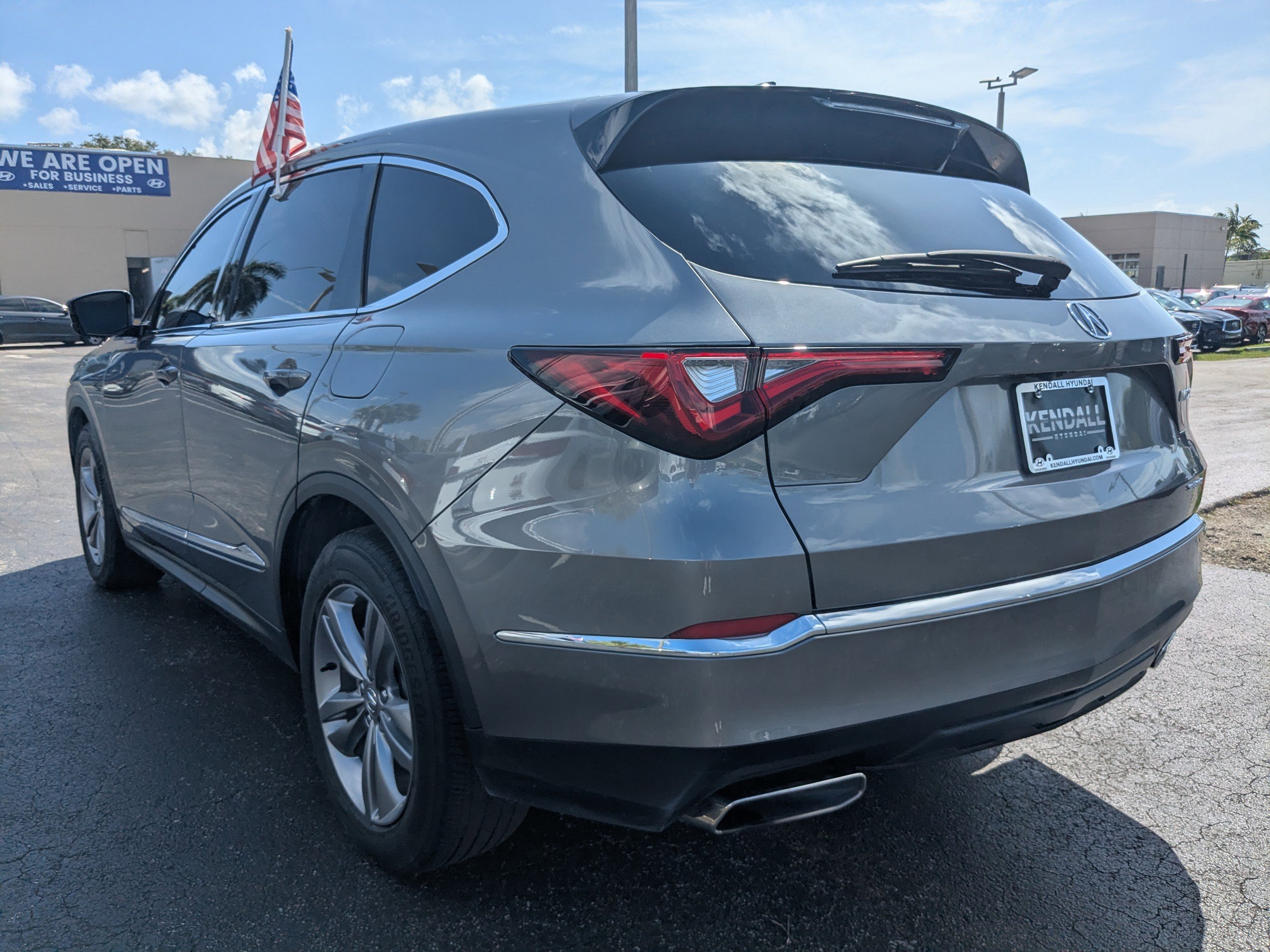 2023 Acura MDX SH-AWD photo 6