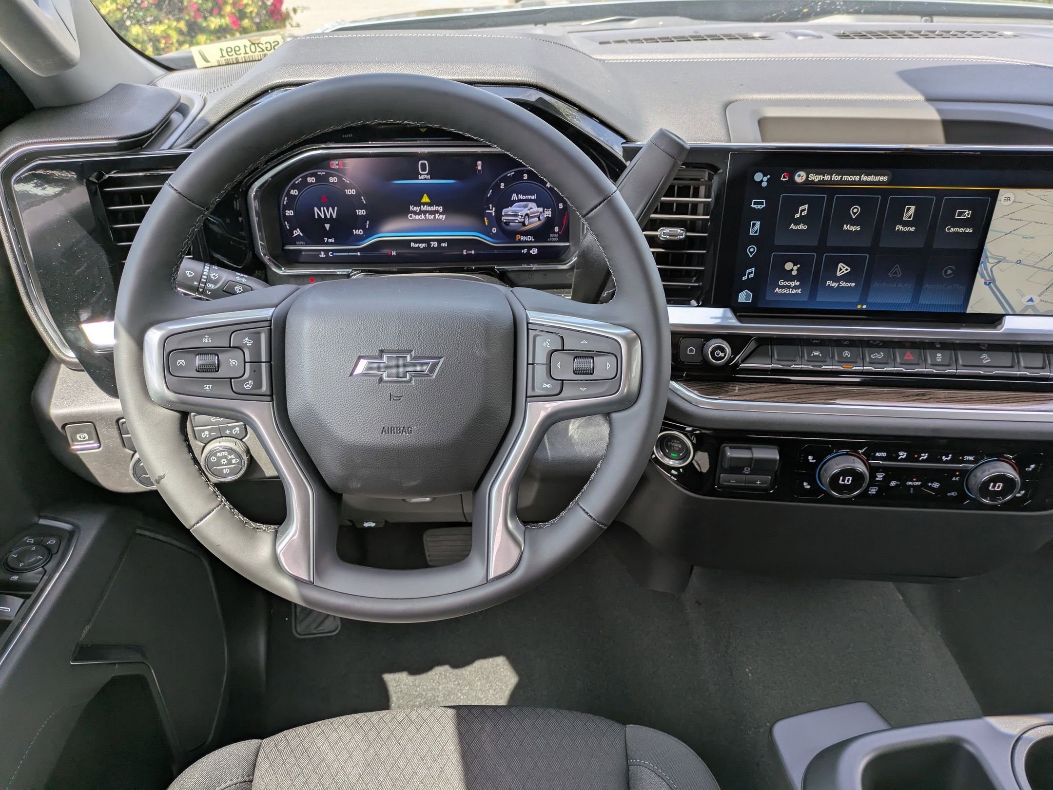 2025 Chevrolet Silverado RST photo 14