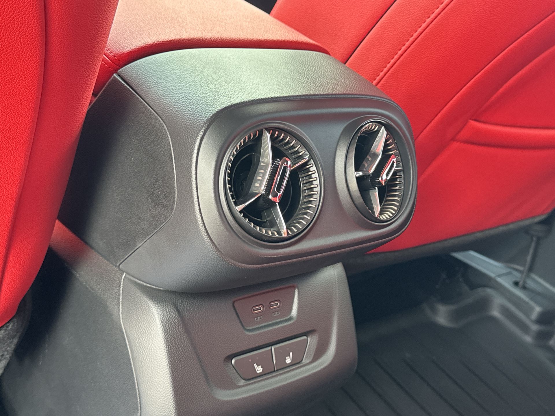 2026 Chevrolet Blazer EV photo 24