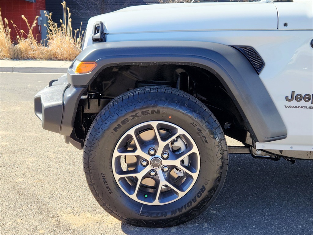 2025 Jeep Wrangler Sport S photo 10