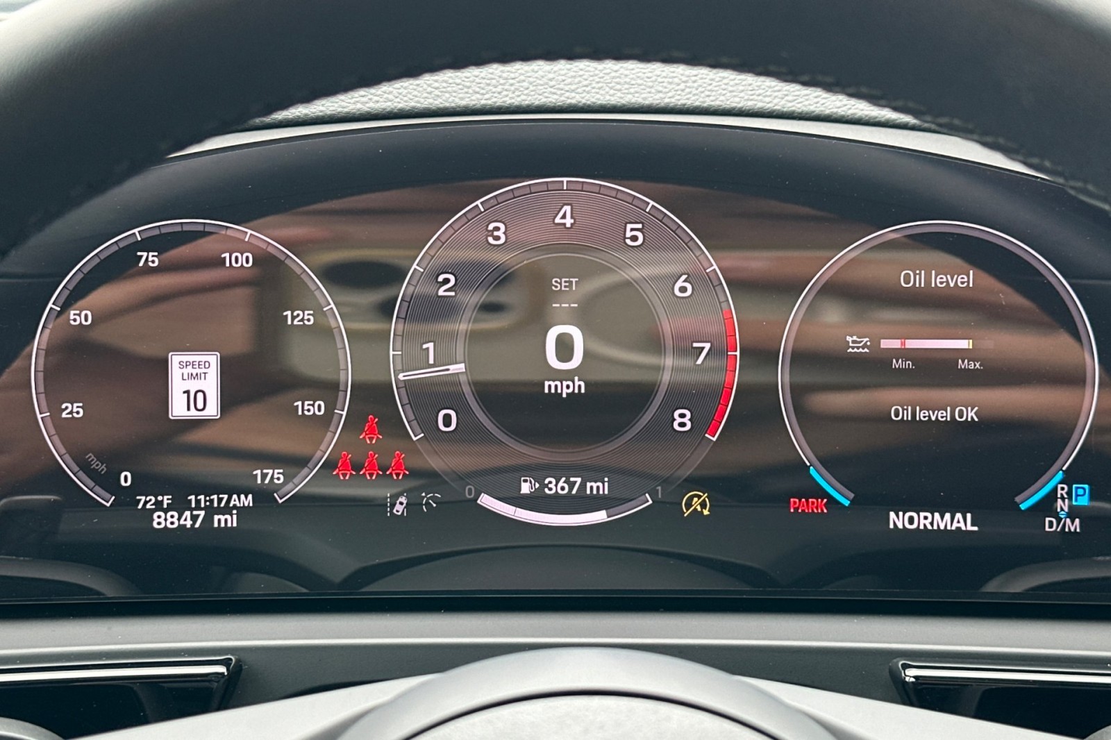 2025 Porsche Cayenne Turbo photo 34