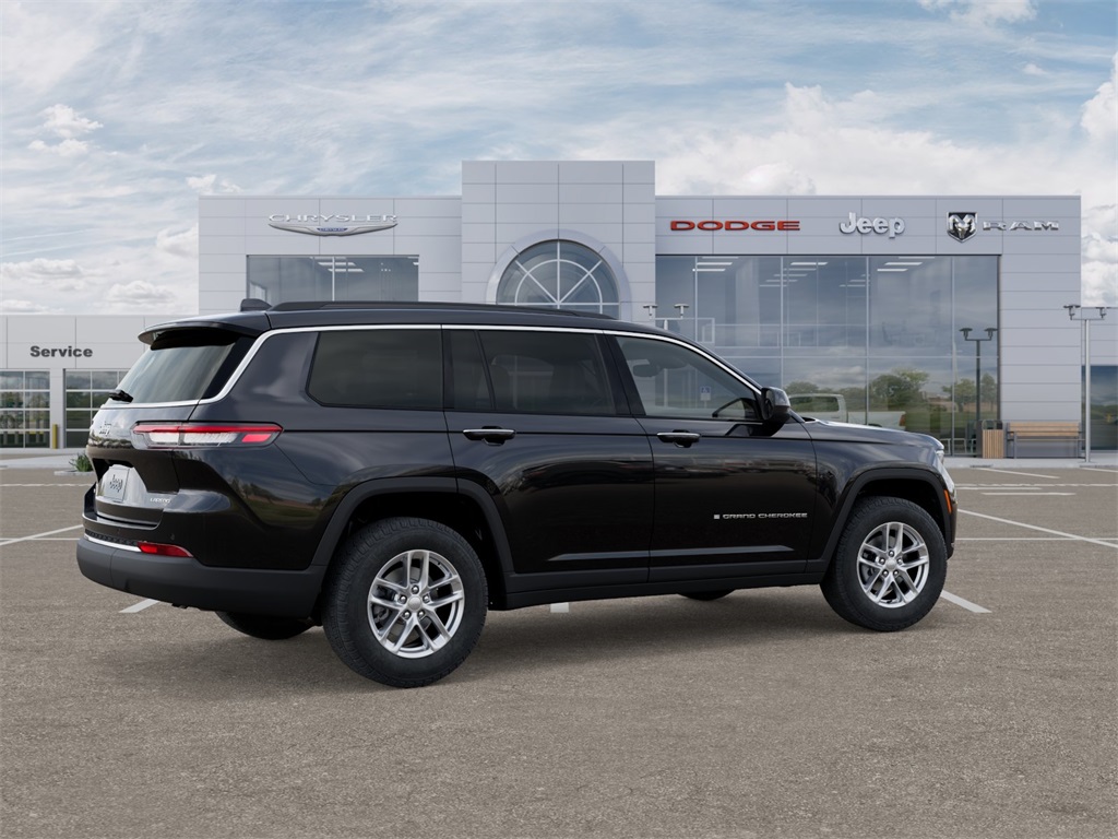 2025 Jeep Grand Cherokee Laredo X photo 4