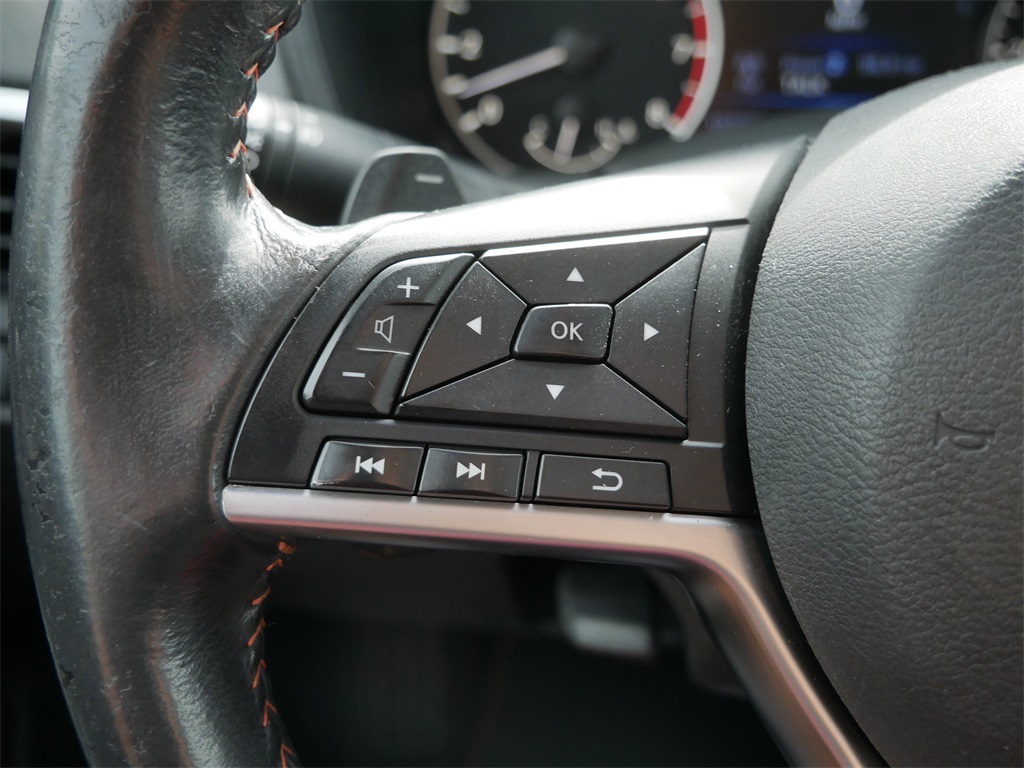 2022 Nissan Altima 2.5 SR photo 22
