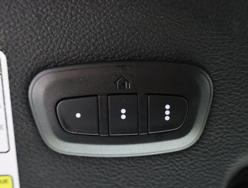 2022 Jeep Gladiator High Altitude photo 11