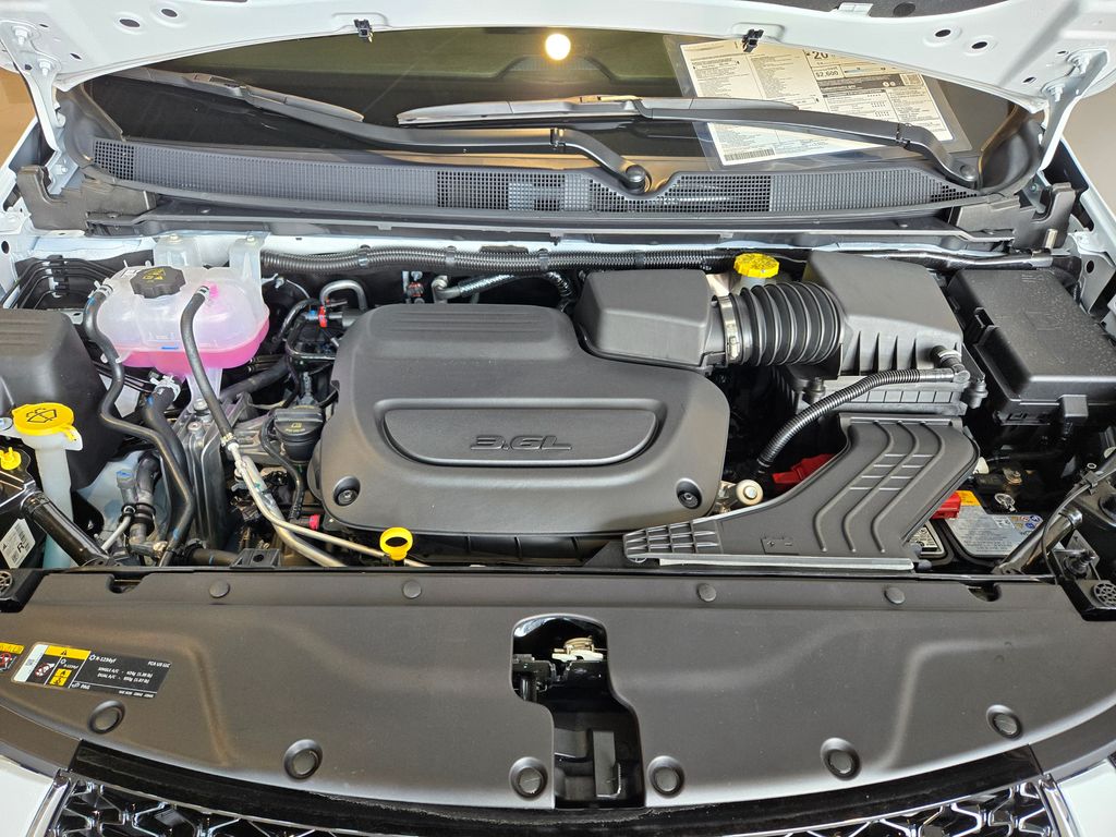 2025 Chrysler Pacifica photo 26