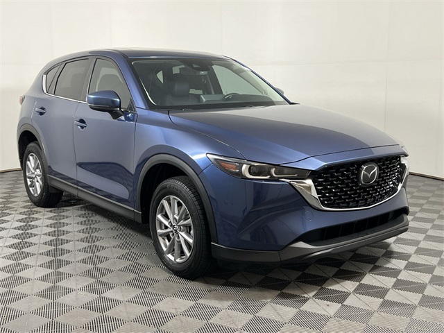2023 Mazda CX-5 2.5 S Preferred photo 2