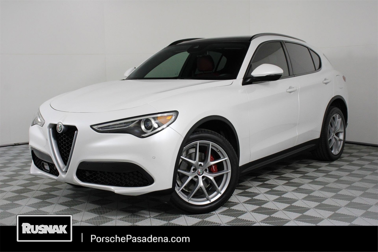 2019 Alfa Romeo Stelvio Ti Sport