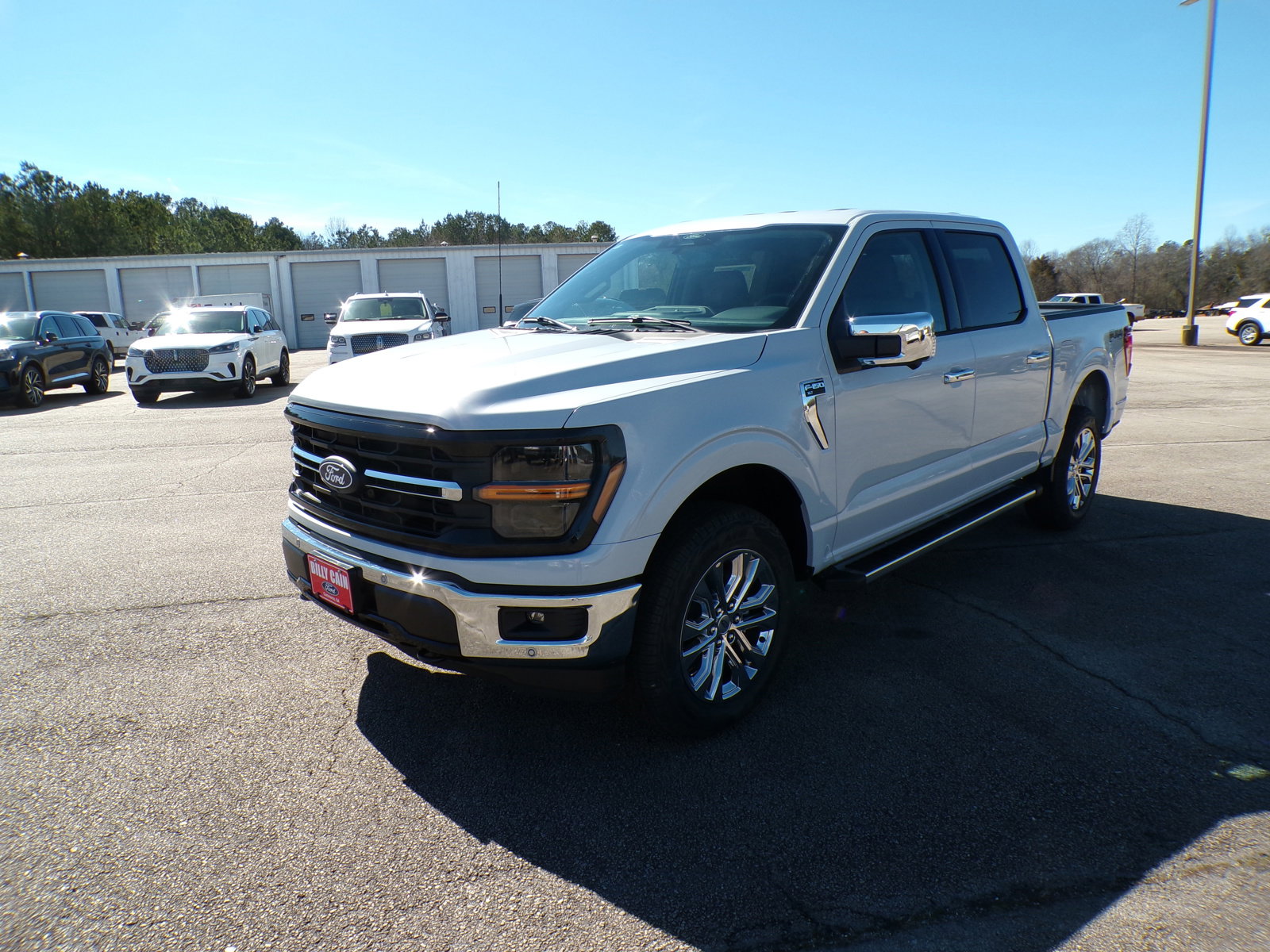 2025 Ford F-150 XLT photo 3