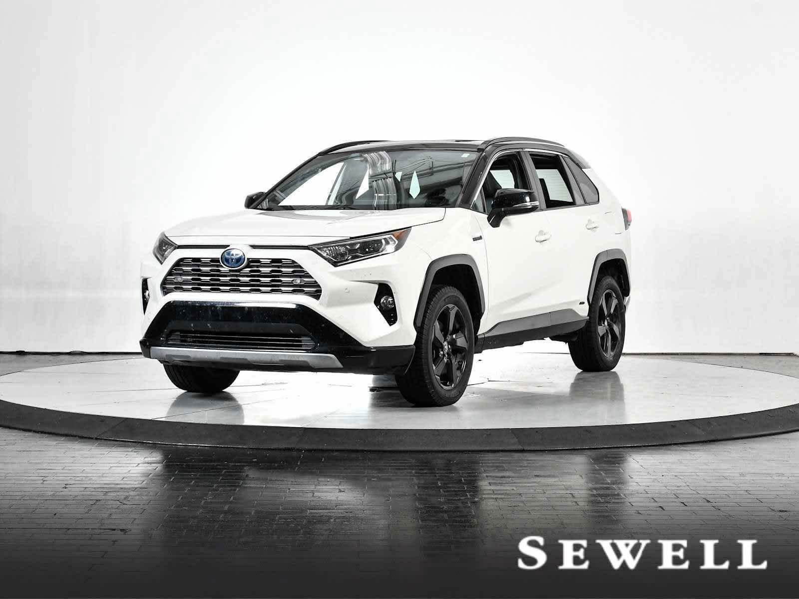 2020 Toyota RAV4 Hybrid XSE