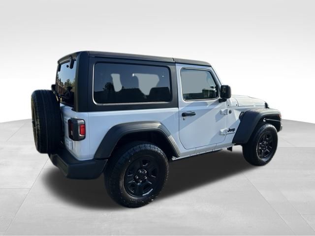 2025 Jeep Wrangler Sport photo 4