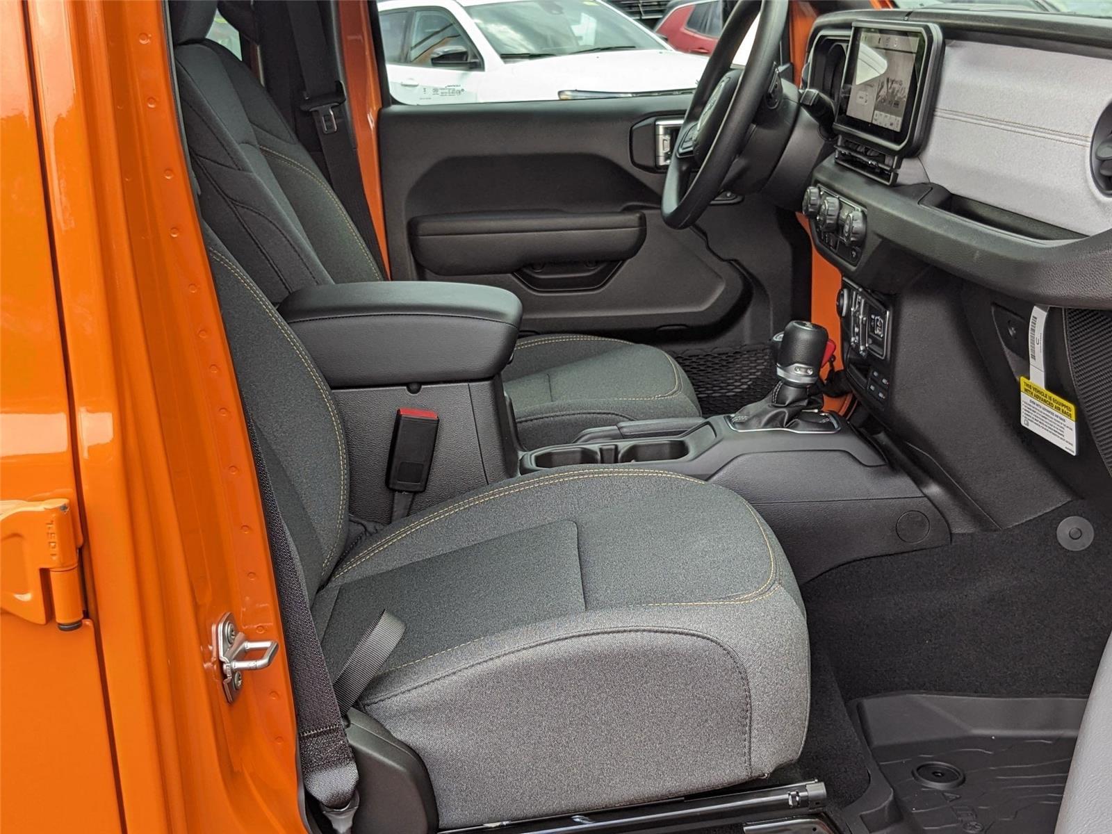 2025 Jeep Wrangler Sport photo 15