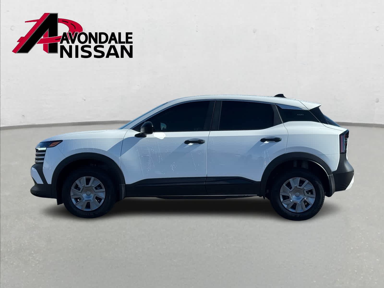 2026 Nissan Kicks S photo 2