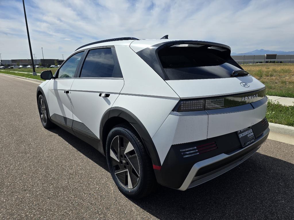 2025 Hyundai Ioniq 5 SEL photo 3
