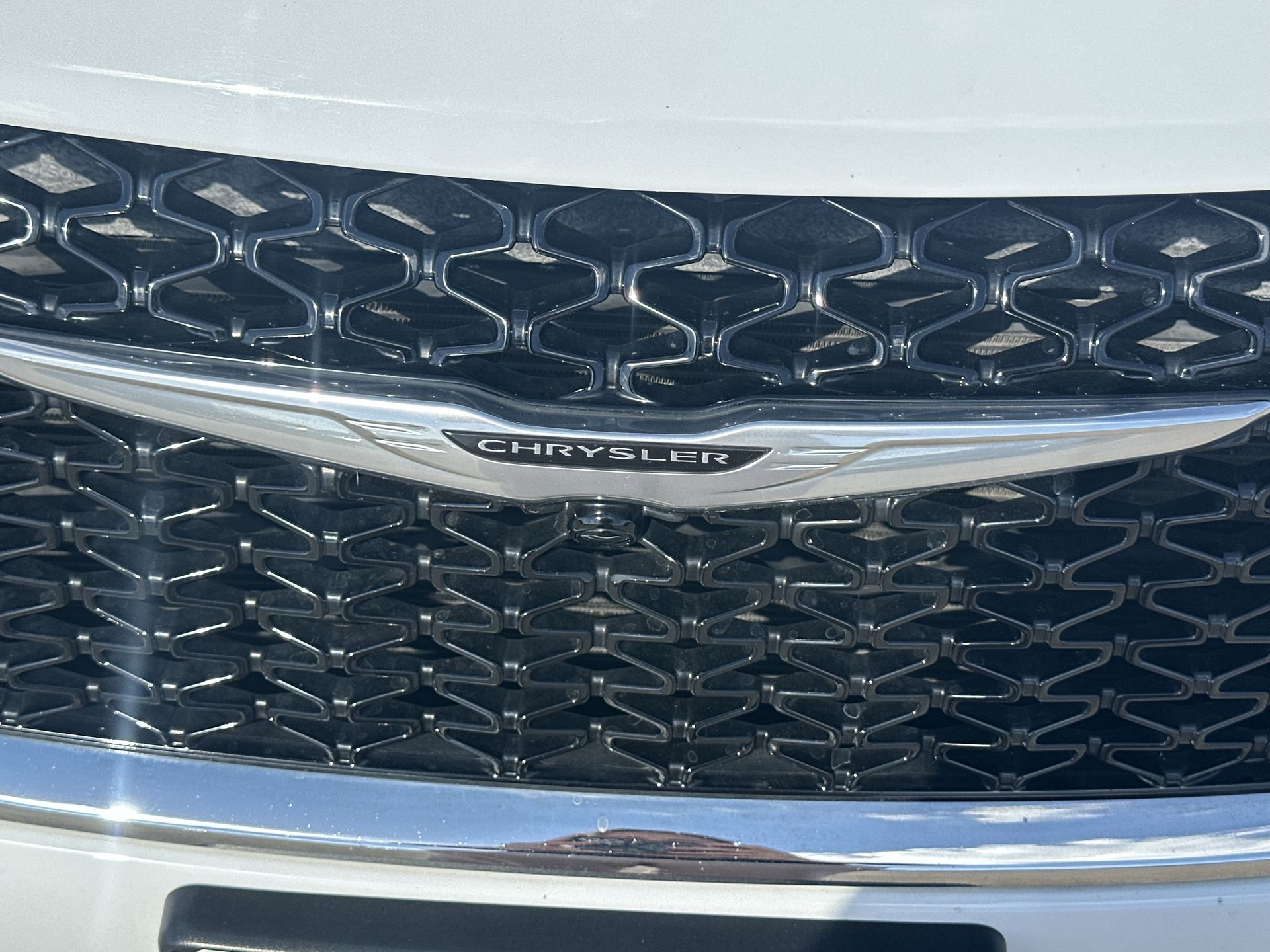 2023 Chrysler Pacifica Touring L photo 27