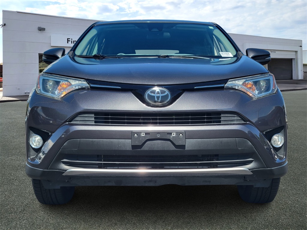 2018 Toyota RAV4 XLE photo 8