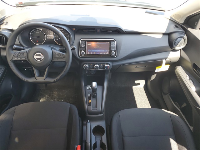 2025 Nissan Kicks Play S photo 15