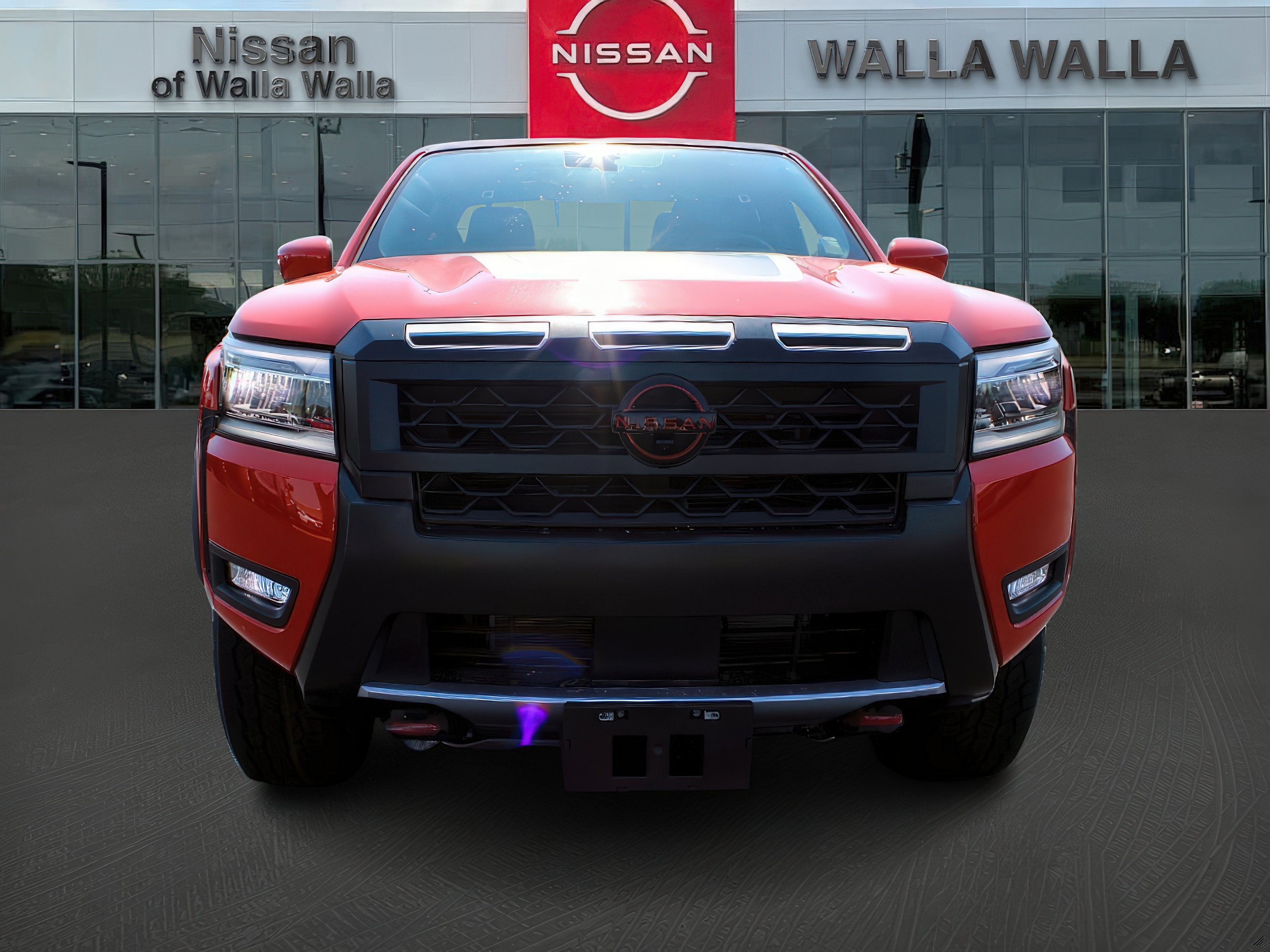 2025 Nissan Frontier PRO-4X photo 2