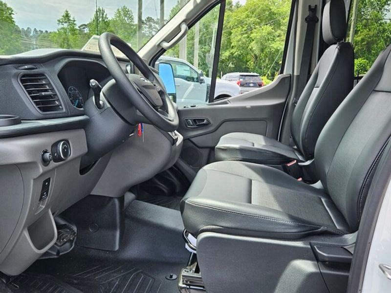 2025 Ford Transit Cargo Van photo 3