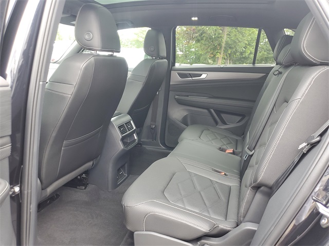 2026 Volkswagen Atlas Cross Sport SE Technology photo 12