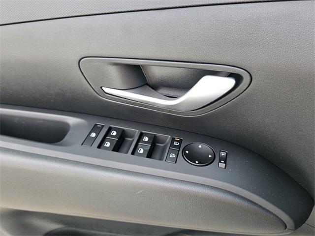 2026 Hyundai Santa Cruz SE photo 21