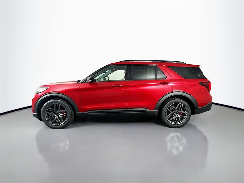 2025 Ford Explorer ST photo 4