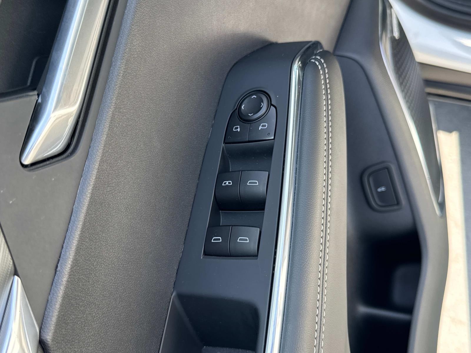 2025 Gmc Acadia Elevation photo 17