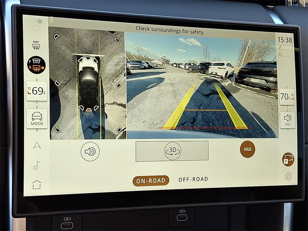2025 Land Rover Discovery Sport S photo 12